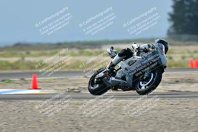media/Apr-18-2025-TrackDaz (Fri) [[45f5874c44]]/A Group/Session 1 (Turn 7)/